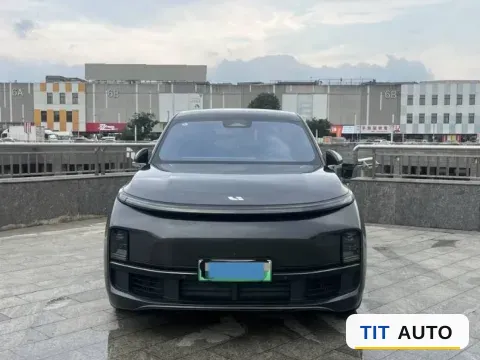 2023 Li L8 2