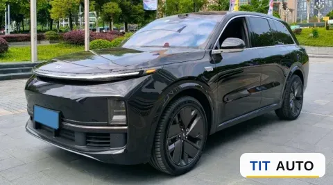 2025 Li L8