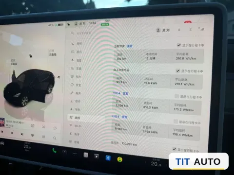 2022 Tesla Model Y 6