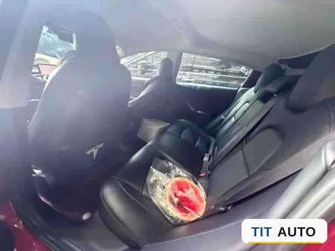 2019 Tesla Model 3 8