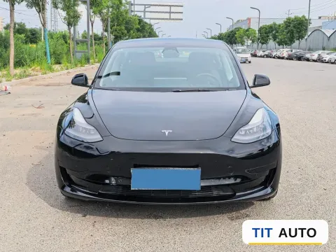 2022 Tesla Model 3 4
