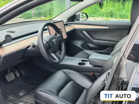 2022 Tesla Model 3 7