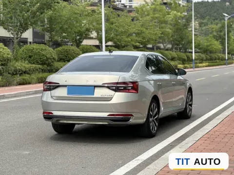 2022 Skoda Superb 6