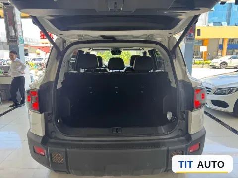 2025 MAXUS XinTu V70 10