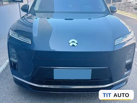 2026 NIO ES8 4