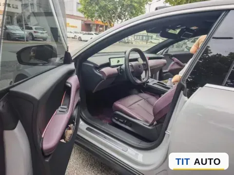 2024 NIO ET5T 3