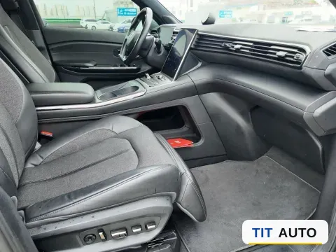 2020 NIO ES6 5