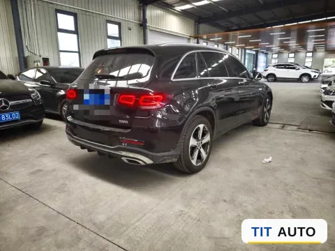 2022 Mercedes-Benz GLC Class 2