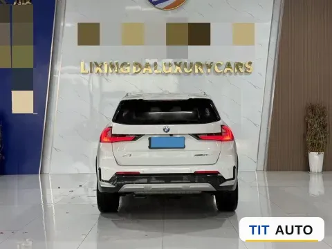 2023 BMW X1 7
