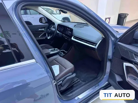 2023 BMW X1 4