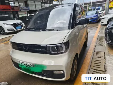 2022 WuLing HongGuang MINI EV
