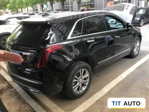 2021 Cadillac XT5 2
