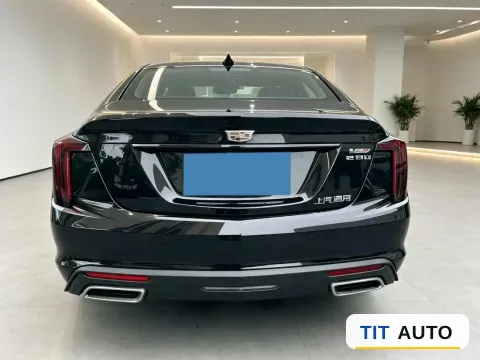 2022 Cadillac CT5 8