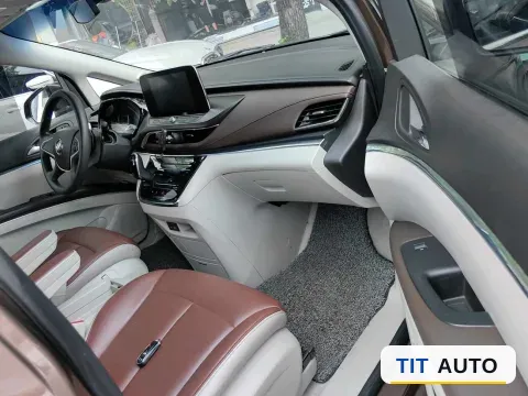 2022 Buick GL8 11