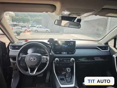 2024 Toyota Wildlander 5