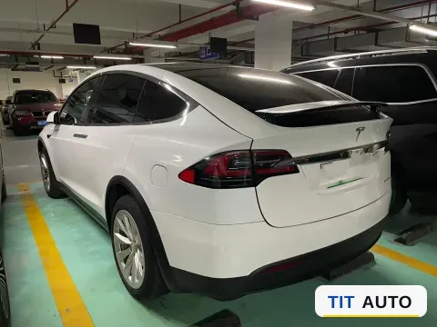2019 Tesla Model X 4