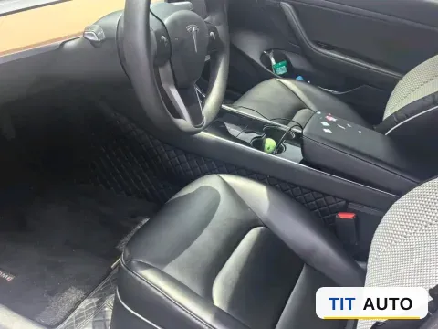 2020 Tesla Model 3 3