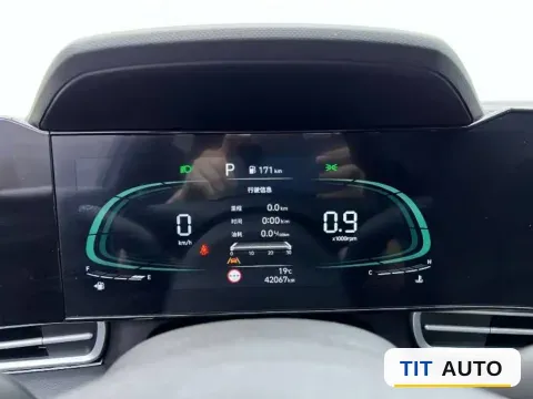 2023 Hyundai Elantra 8