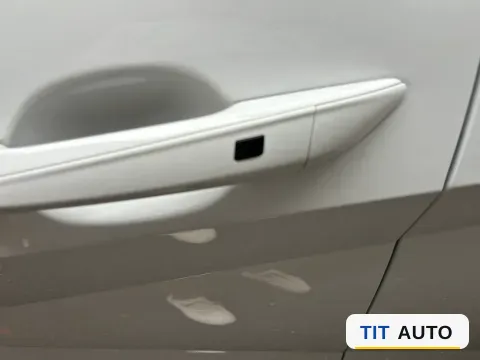 2022 Hyundai Elantra 8