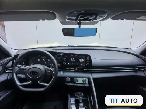 2023 Hyundai Elantra 16