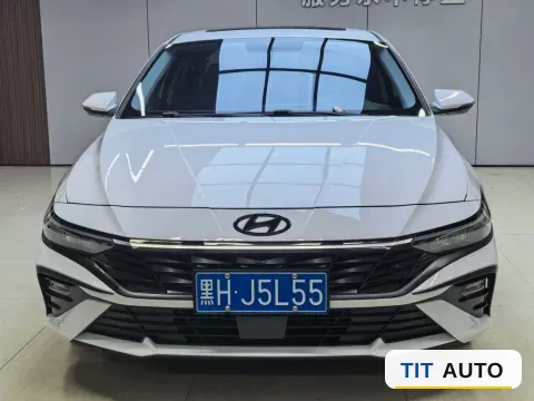 2023 Hyundai Elantra 10