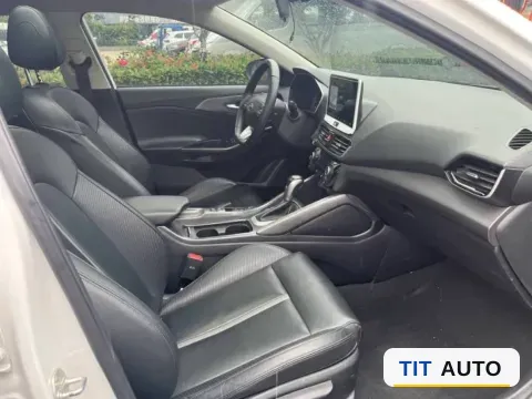 2019 Hyundai La Festa 9