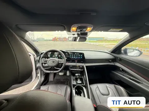 2023 Hyundai Elantra 11