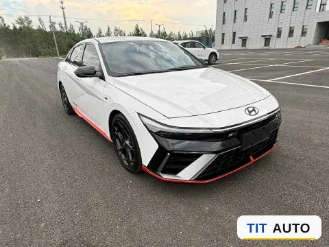 2023 Hyundai Elantra 5