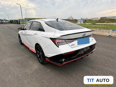 2023 Hyundai Elantra 6