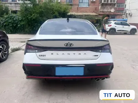 2023 Hyundai Elantra 4