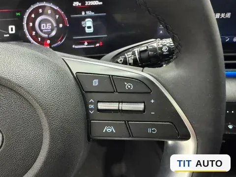 2022 Hyundai Elantra 12