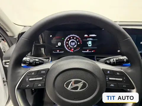 2022 Hyundai Elantra 10