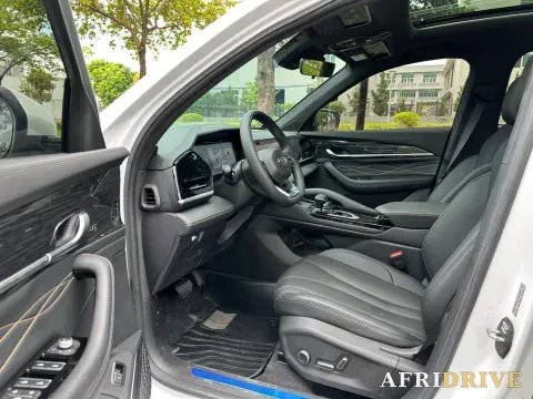 2024 Geely Monjaro 4