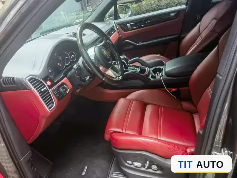 2019 Porsche Cayenne 6