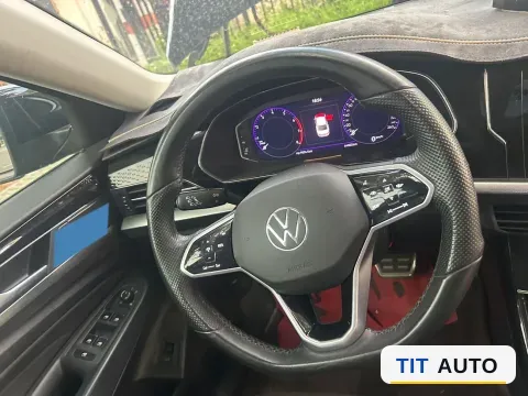 2023 Volkswagen Passat 4
