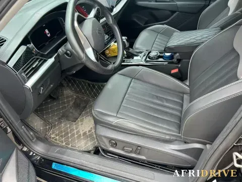 2023 Volkswagen Passat 4