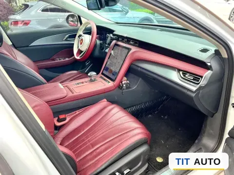2023 HongQi H5 6