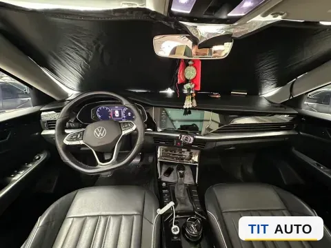 2023 Volkswagen Passat 5