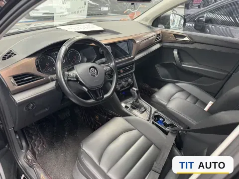 2019 Volkswagen Tharu 4