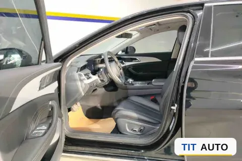2025 HongQi H5 5