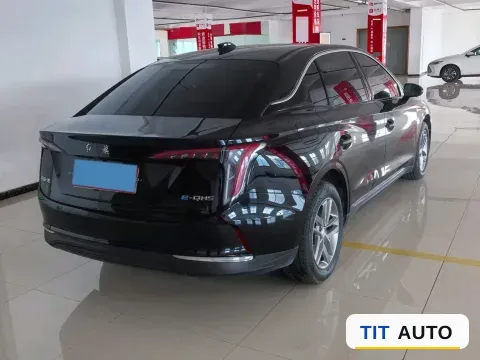 2025 HongQi E-QM5 3