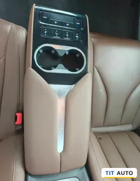 2022 HongQi E-QM5 3