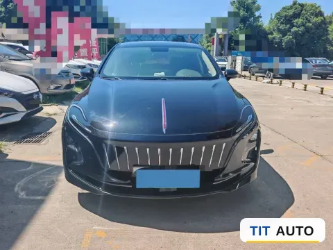 2023 HongQi E-QM5 2