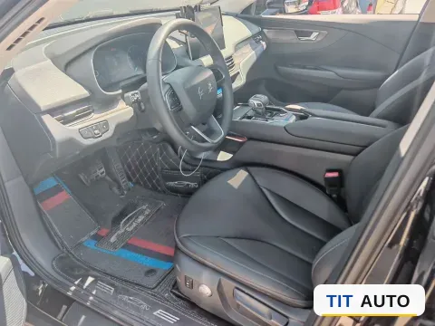 2023 HongQi E-QM5 4
