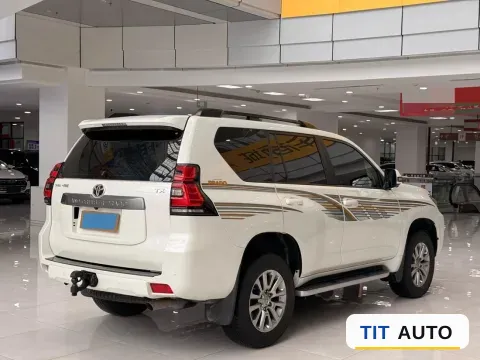 2019 Toyota Land Cruiser Prado 7