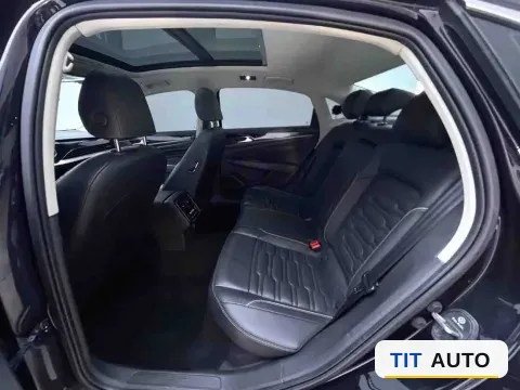 2021 Volkswagen Passat 8