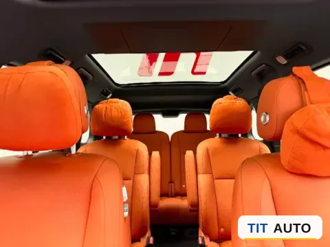2024 Li L8 13