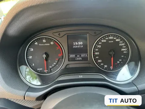 2021 Audi Q2L 8