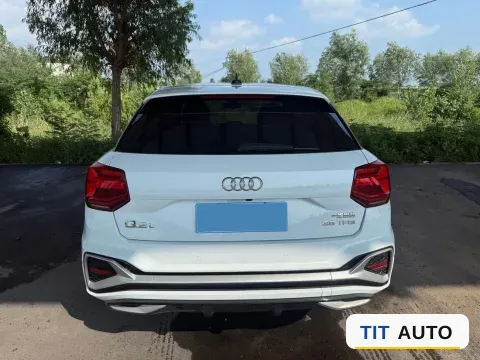 2022 Audi Q2L 3