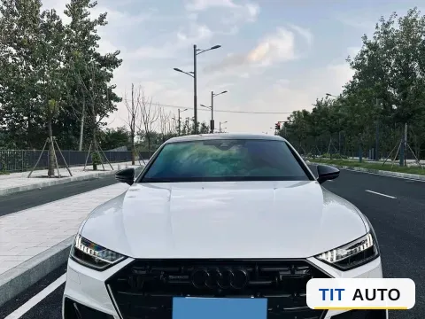 2022 Audi A7L 2